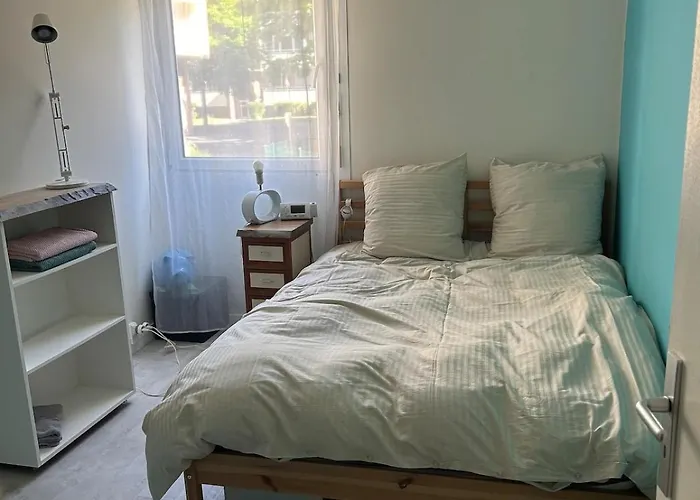 Appartement Close To Place Luton